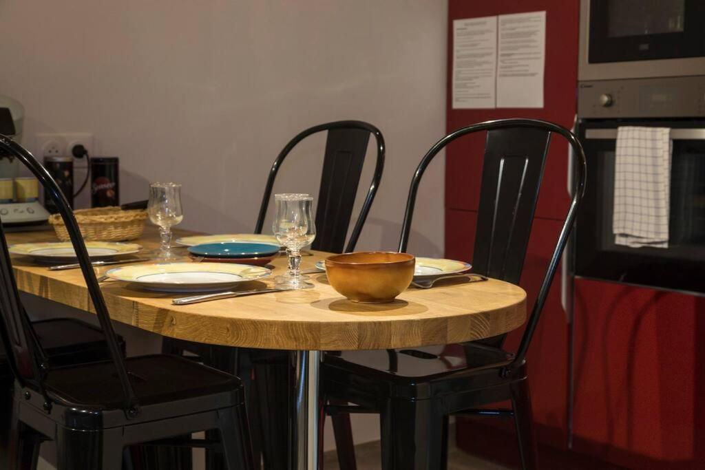Ferienwohnung Le Clos De Tanvol 2 -Parking Gratuit- Climatisation-Terrasse Viriat Exterior foto