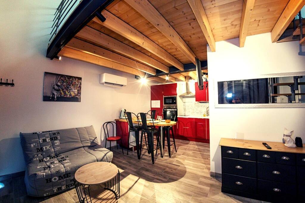 Ferienwohnung Le Clos De Tanvol 2 -Parking Gratuit- Climatisation-Terrasse Viriat Exterior foto